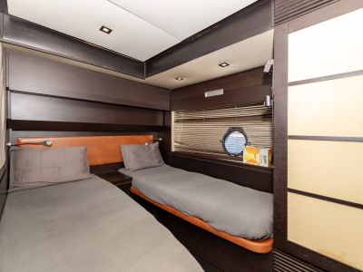 62' Azimut 62 S 34 MY Warren Azimut 62S 009 0b53c5f5