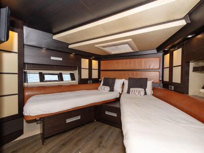 62' Azimut 62 S 28 MY Warren Azimut 62S 001 d0752def